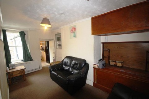 Click the photo for more details of Room in a shared student house, Eastgate Street