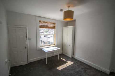 Click the photo for more details of 1-Bed Flat on Alexandra Road
