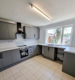 Images for Spacious Three Bed House, Penparcau