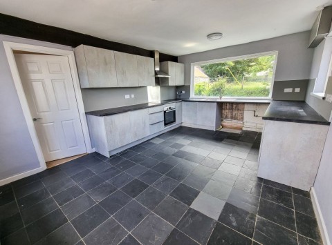 Click the photo for more details of 3-Bed House - Ystrad Meurig