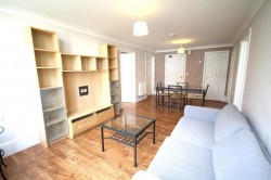 Images for 2 bed flat, Aber town