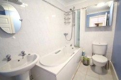 Images for 2 bed flat, Aber town