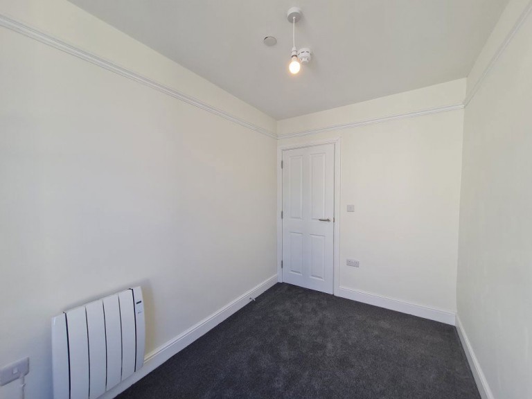 Images for 2 Bed Flat, Pier Street