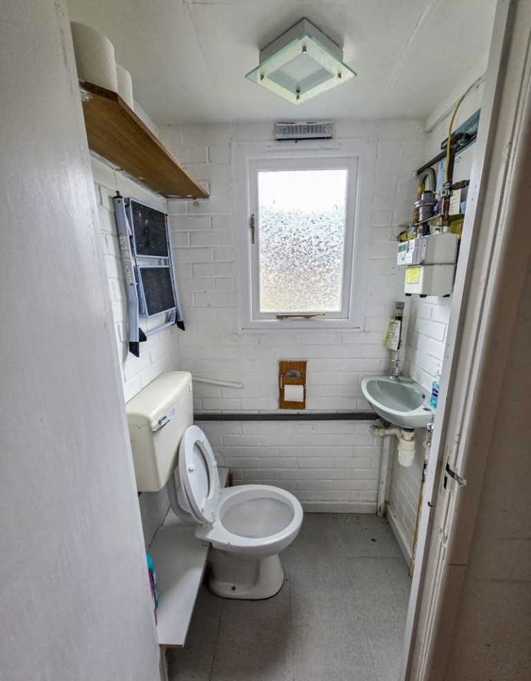 Images for 3 Bed House in Penparcau