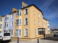Images for 1-Bed Studio Flat on Aberystwyth Seafront