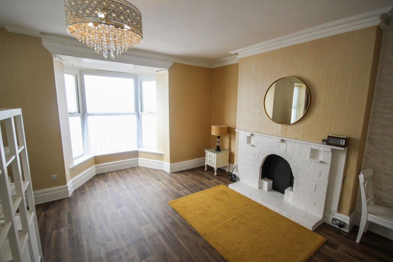 Images for 1-Bed Studio Flat on Aberystwyth Seafront