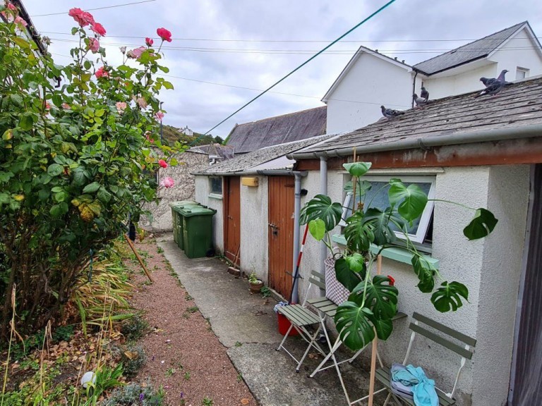 Images for 1 Bedroom Flat on Aberystwyth Seafront