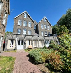Images for 2 Bed Flat in Llys Ardwyn
