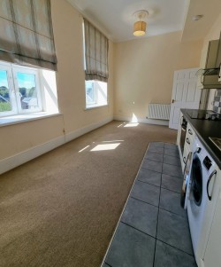 Images for 2 Bed Flat in Llys Ardwyn