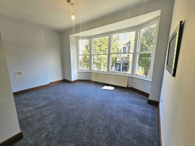 Click the photo for more details of Two Bedroom Flat, Queens Road