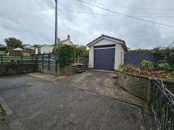 Images for Spacious 4 Bed, Comins Coch