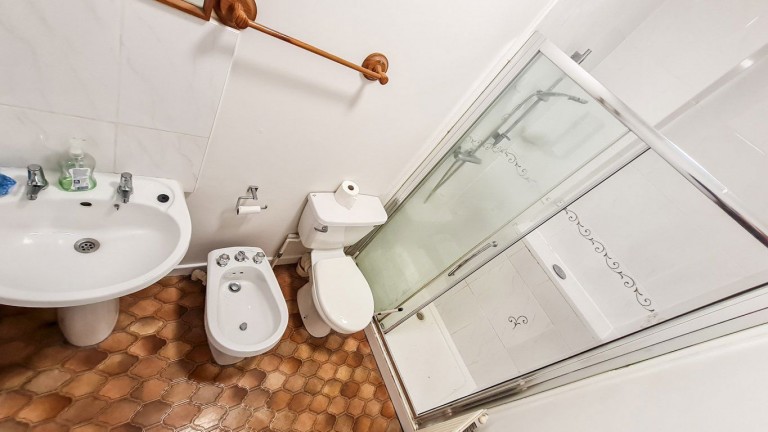 Images for 1 Bed Flat, Queens Road