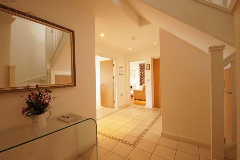 Images for 4 Bed Apartment, Plas Tudor