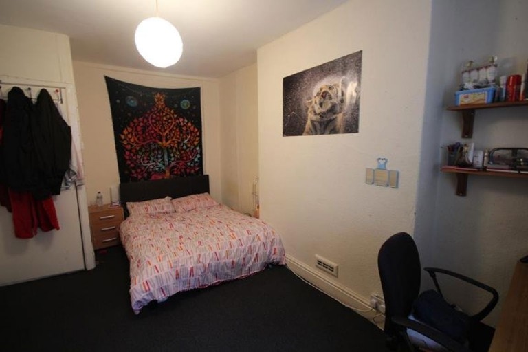 Images for 5 Bed House, Eastgate