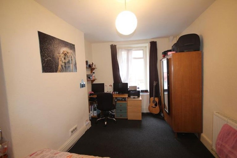 Images for 5 Bed House, Eastgate