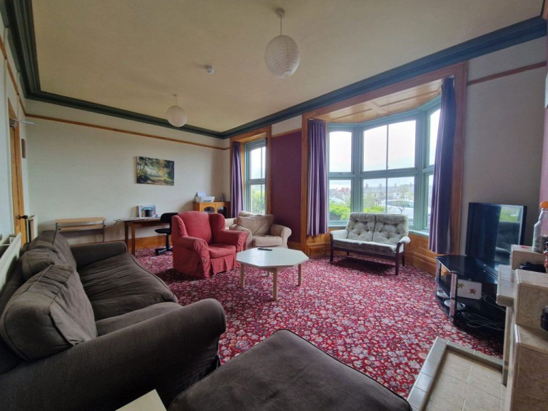 Images for 6 Bed House, North Road