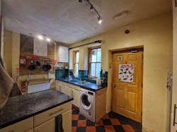 Images for 6 Bed House, North Road