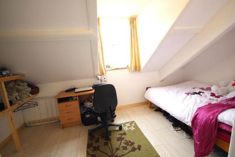 Images for REDUCED 5 Bed Flat, (Flat 2) Cae'r Gôg Terrace