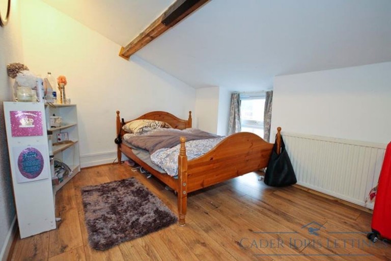 Images for REDUCED 6 Bed Flat, (Top floor) Cliff Terrace