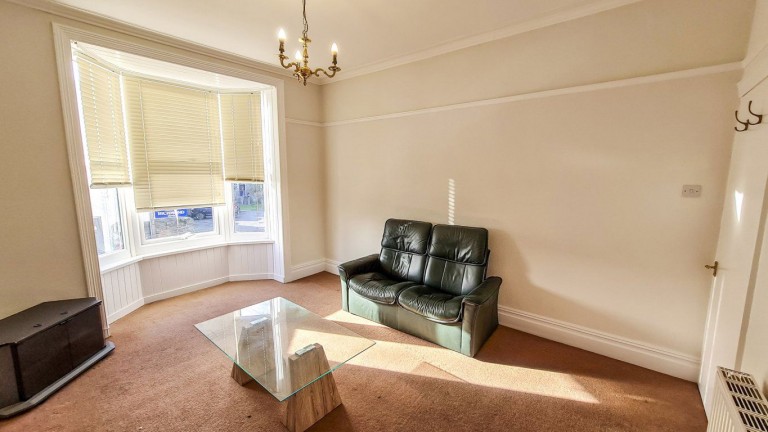 Images for 1 Bed Furnished Flat, Queens Road
