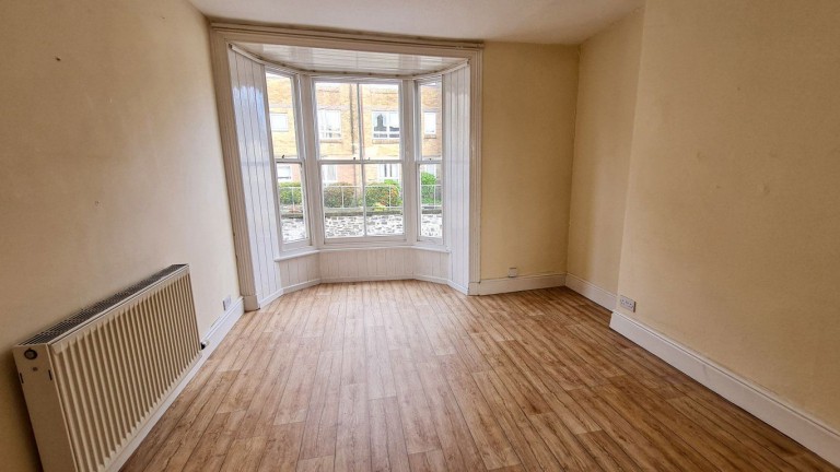 Images for 2 Bed Maisonette, North Road