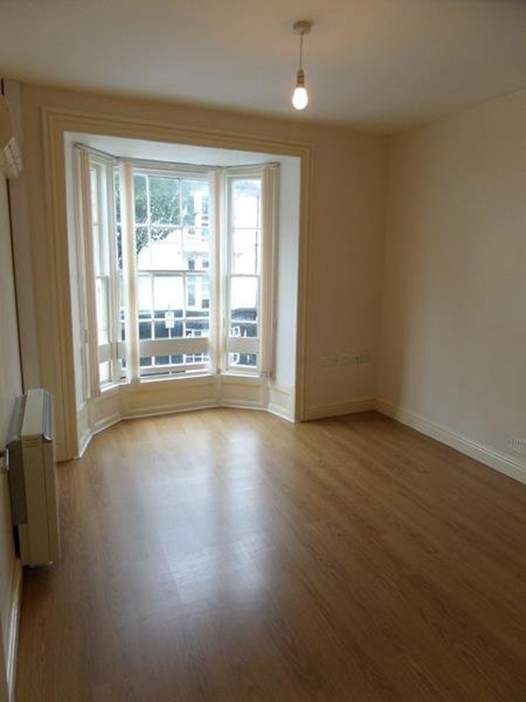 Images for 1 Bed 1st Floor Flat, Aberystwyth