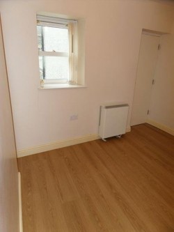 Images for 1 Bed 1st Floor Flat, Aberystwyth