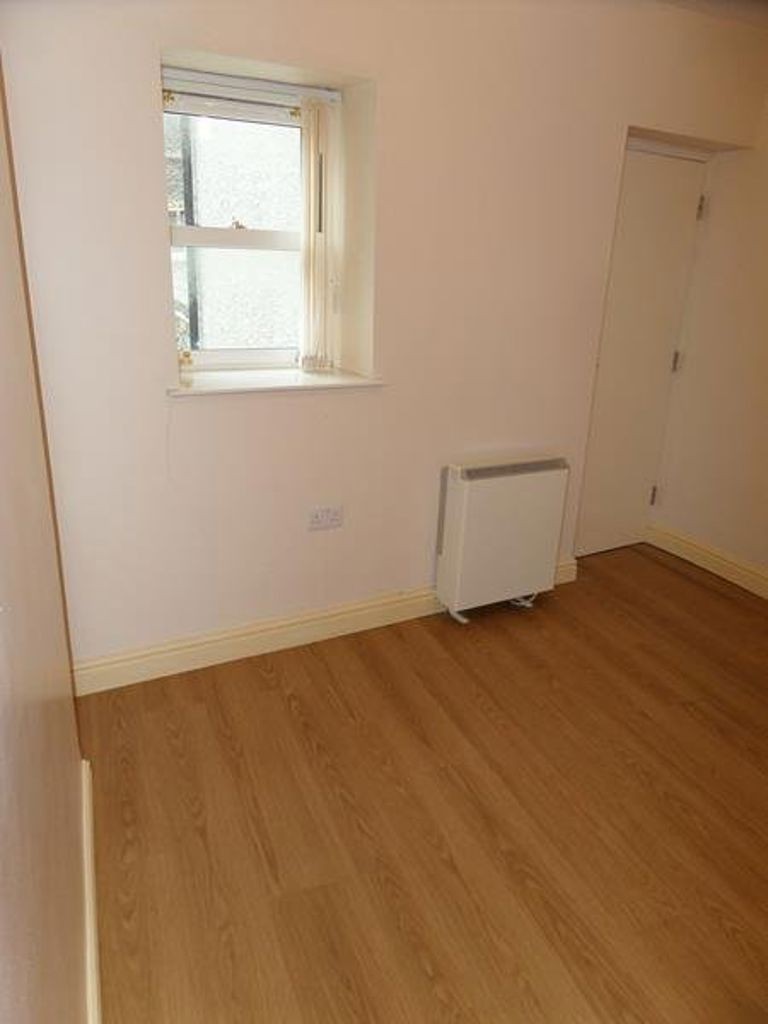Images for 1 Bed 1st Floor Flat, Aberystwyth
