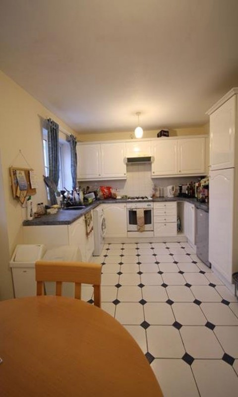 Click the photo for more details of Single room in shared house