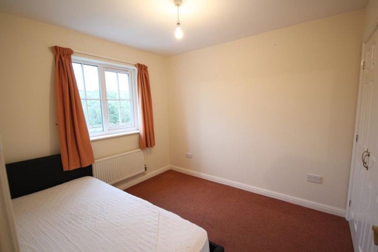 Images for Single room in shared house