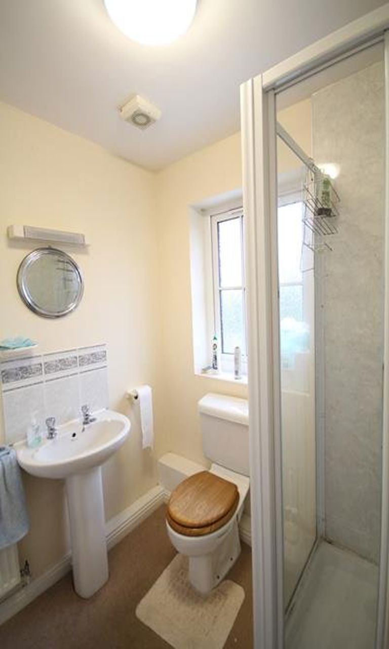 Images for Single room in shared house