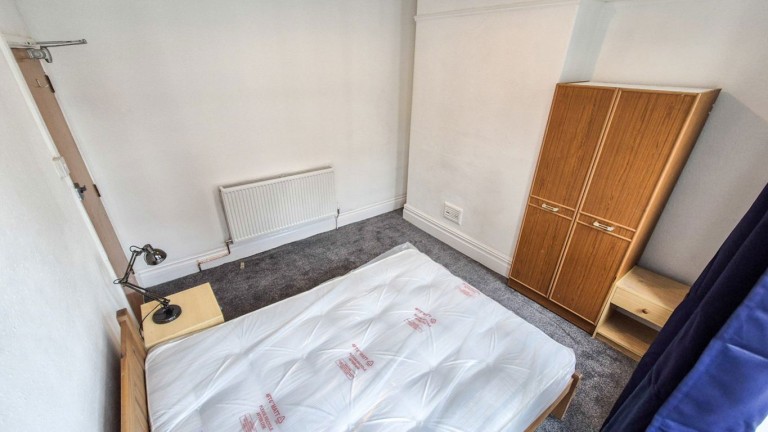 Images for Furnished Room in Shared House, Terrace Road