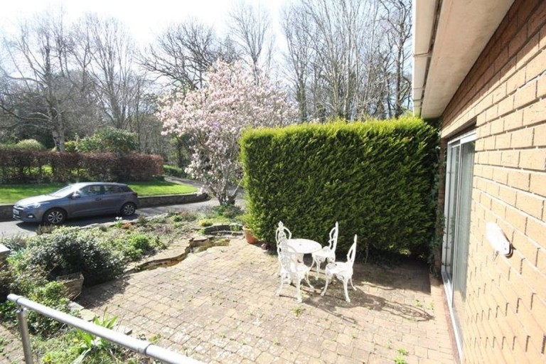 Images for Unfurnished 4-Bed House in stunning location