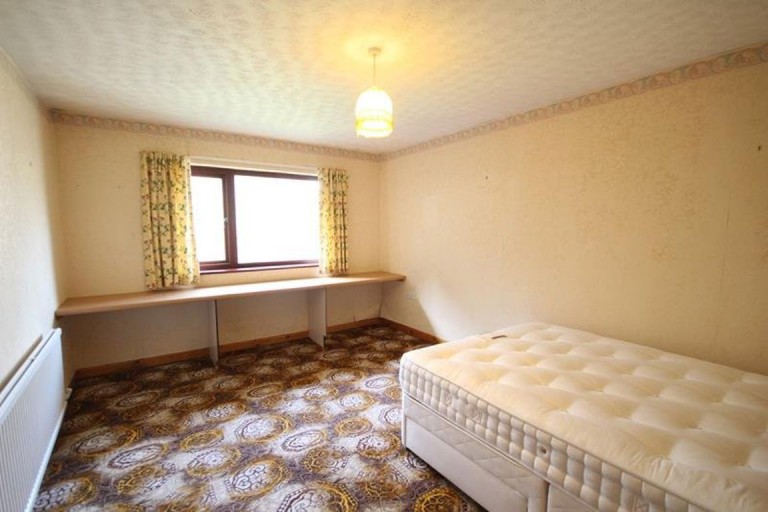 Images for Unfurnished 4-Bed House in stunning location