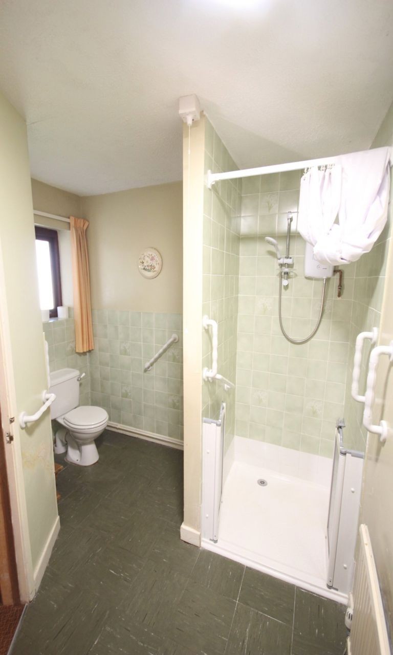 Images for Unfurnished 4-Bed House in stunning location