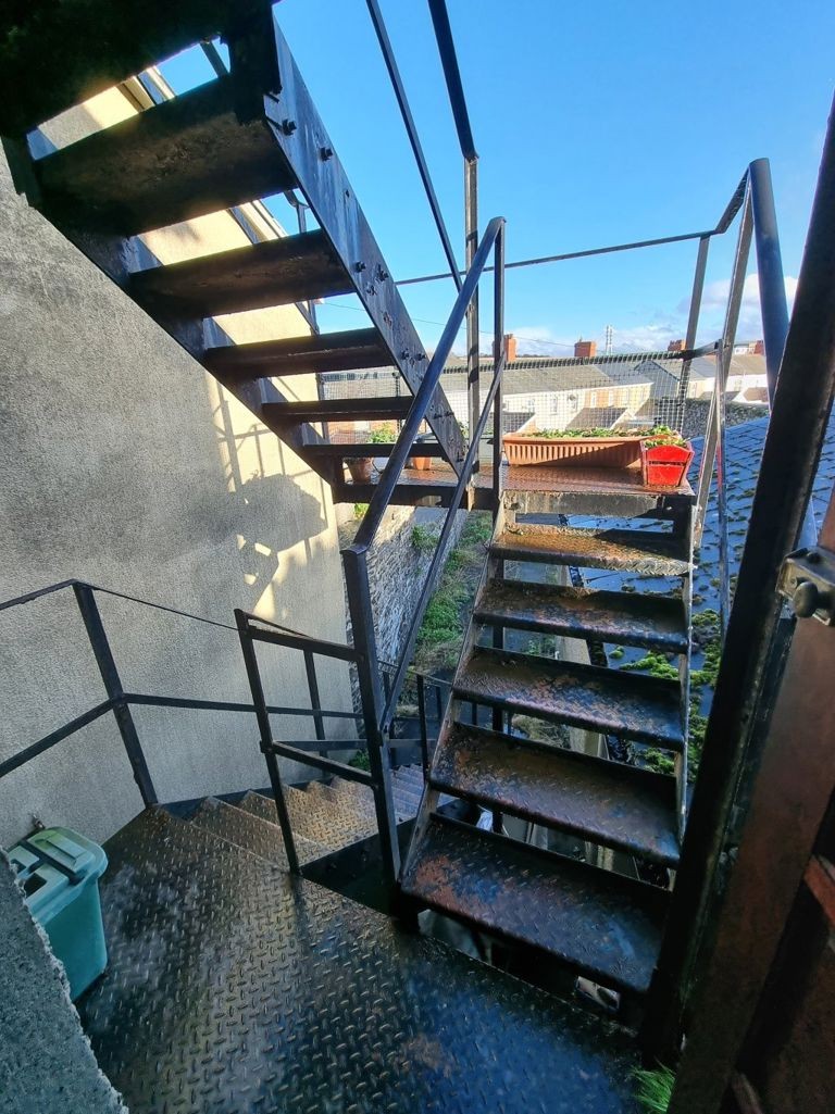 Images for 1 Bed Flat Trefechan