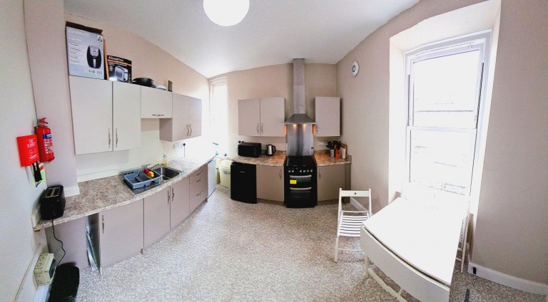 Images for 4 Bed House, Chalybeate Street