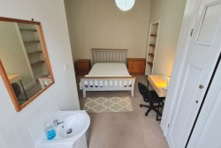 Images for 4 Bed House, Chalybeate Street