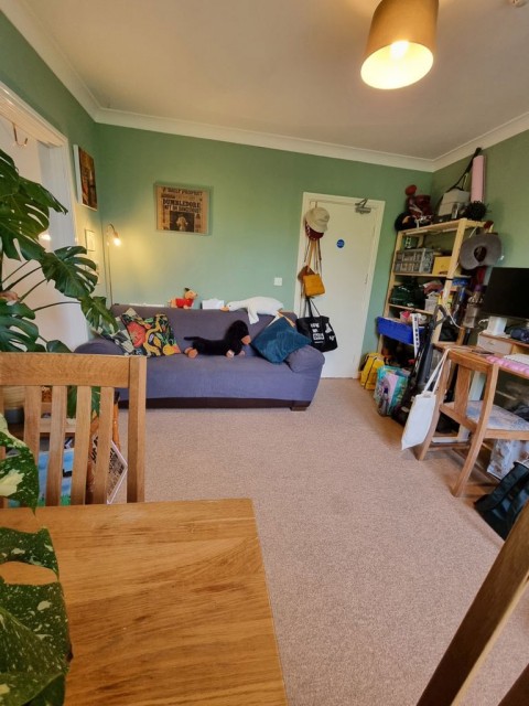 Click the photo for more details of 1 Bed Top Floor Appartment