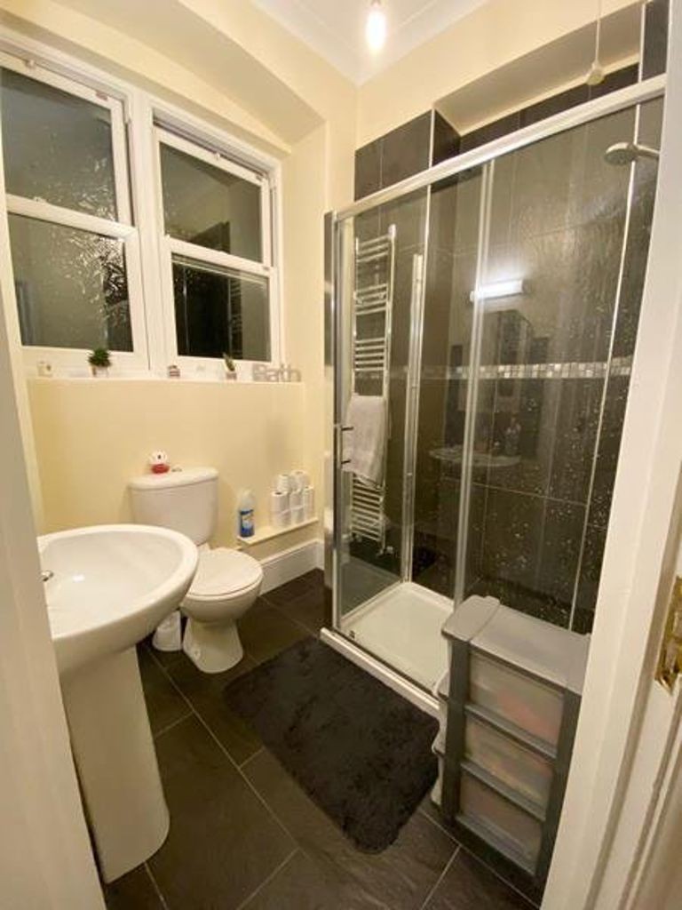 Images for En-Suite Room, Llys Ardwyn