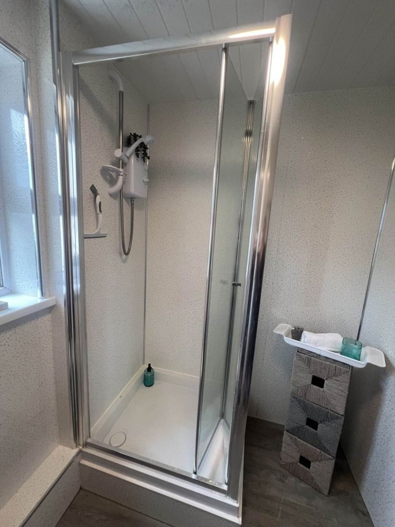 Images for Unfurnished 2-Bed Flat, Aberystwyth Town