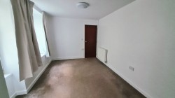 Images for 2-Bed Unfurnished Maisonette