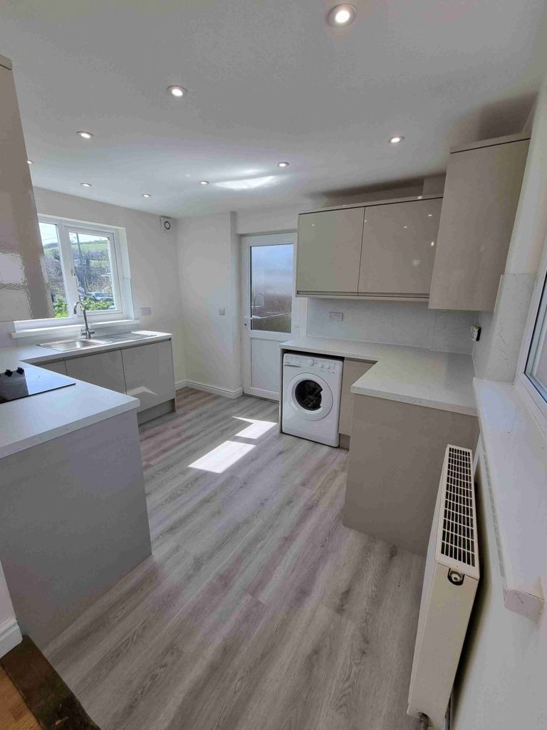 Images for Three bedroom house, Llanfarian