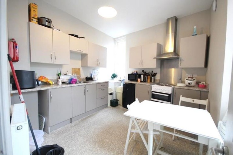 Images for 4 Bed House, Chalybeate Street