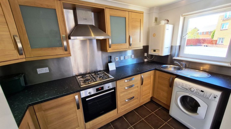 Images for 1 Bed Unfurnished Flat, Llanbadarn Fawr
