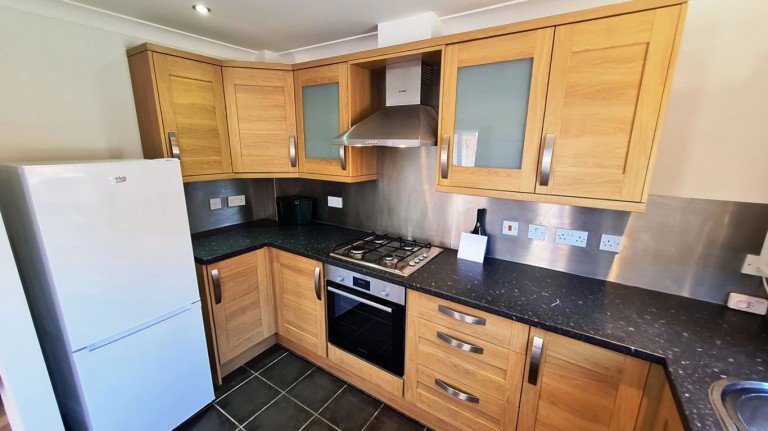 Images for 1 Bed Unfurnished Flat, Llanbadarn Fawr