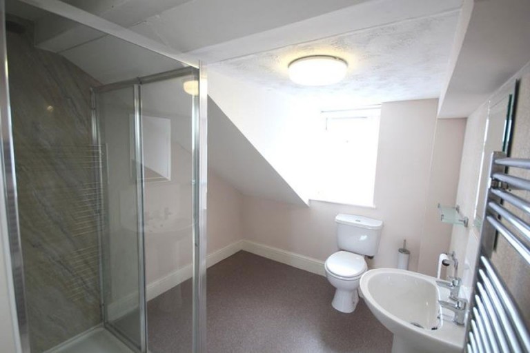 Images for Spacious 1 Bed Flat, North Parade