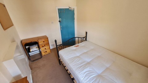 Click the photo for more details of Room in a Shared House