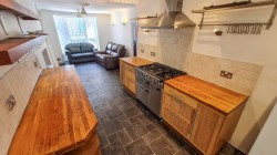 Images for Room in a Shared House
