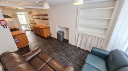 Images for Room in a Shared House